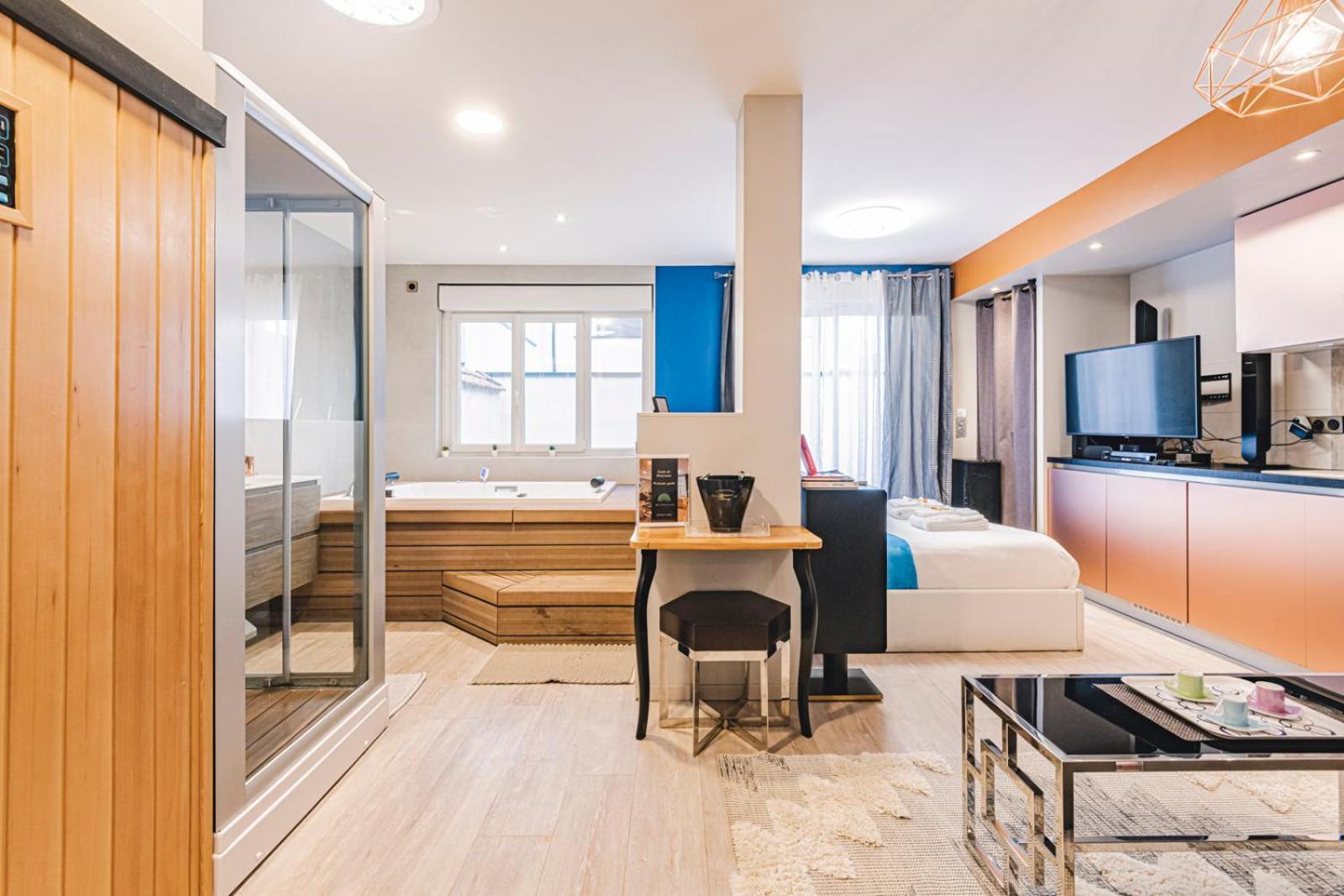 Mv Suite & Spa Ρενς Εξωτερικό φωτογραφία
