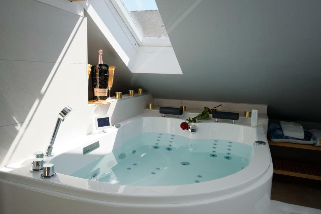 Mv Suite & Spa Ρενς Εξωτερικό φωτογραφία